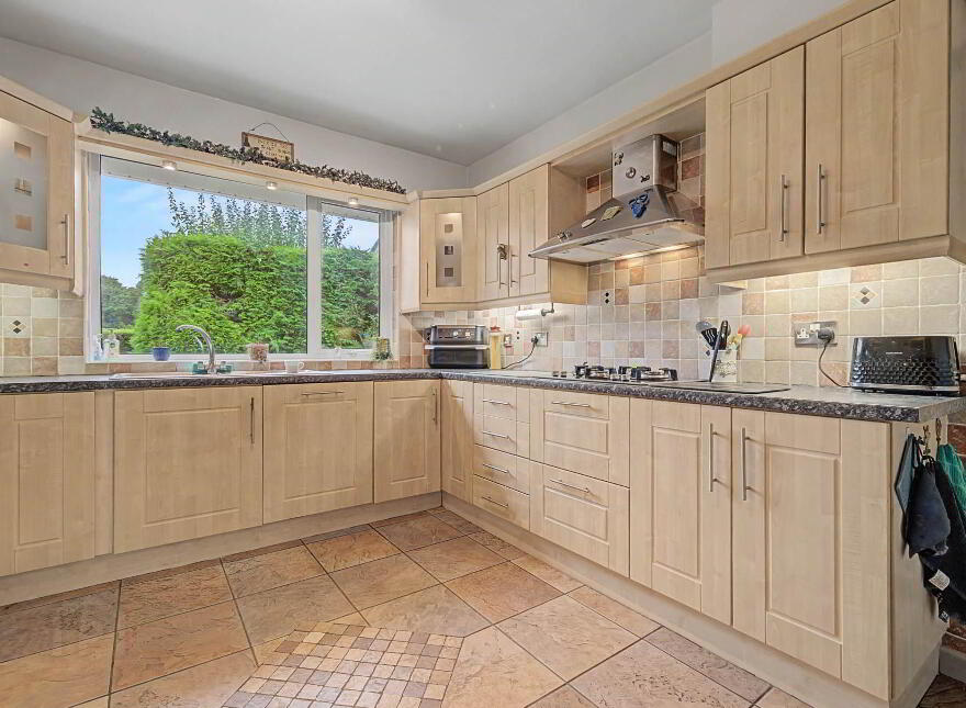 7 Millbrook Park, Altnagelvin, Derry / Londonderry, BT47 3QH