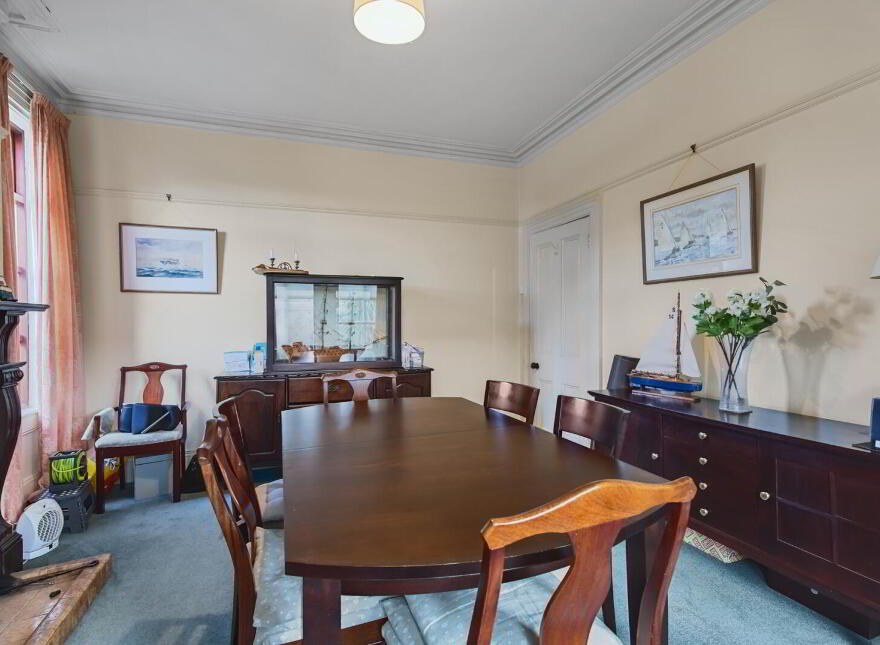 11 Kinnegar Avenue, Holywood, BT18 9JR