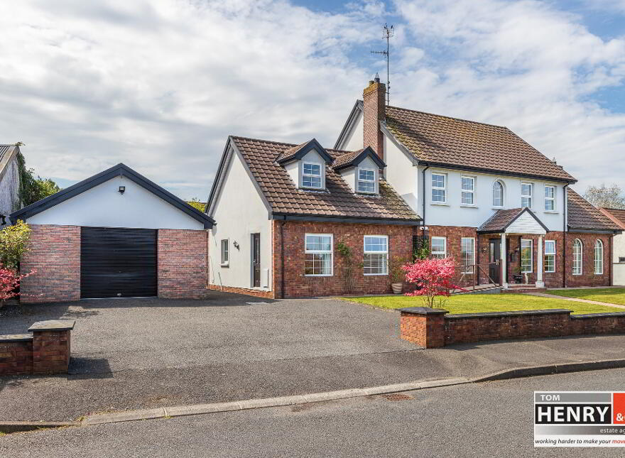 1 Woodglen Crescent, Morgans Hill Road, Cookstown, BT80 8EL