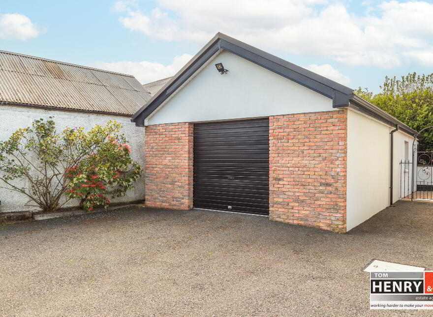 1 Woodglen Crescent, Morgans Hill Road, Cookstown, BT80 8EL