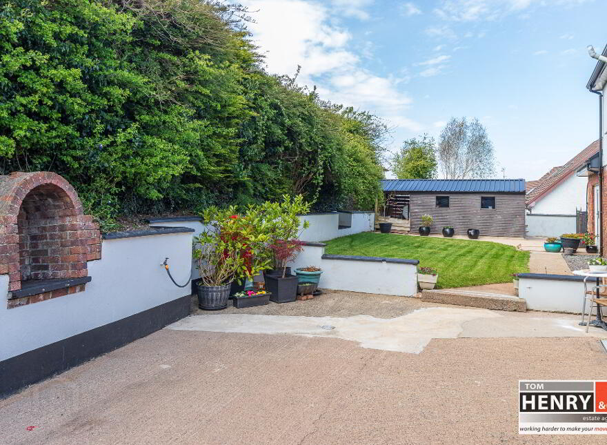 1 Woodglen Crescent, Morgans Hill Road, Cookstown, BT80 8EL