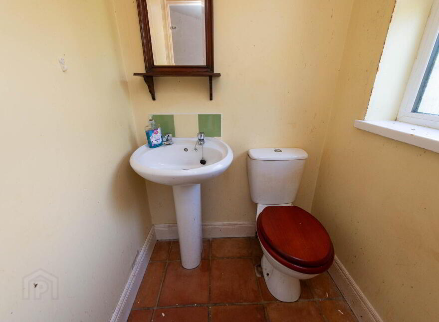 12 Upper Road, Greenisland, BT38 8RL