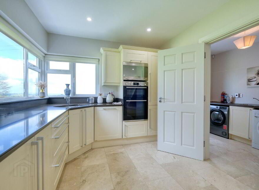 Glenmore, Aughnacliffe, N39V2P7