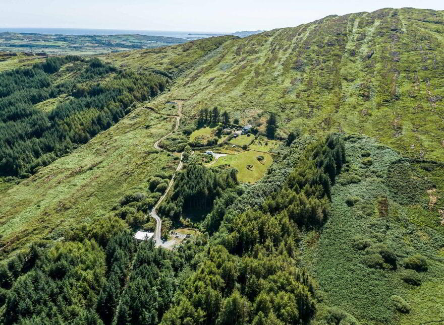 Coomfarna, Dunbeacon, Durrus, P75Y186