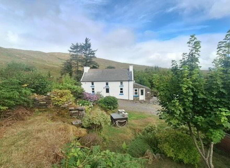 Coomfarna, Dunbeacon, Durrus, P75Y186