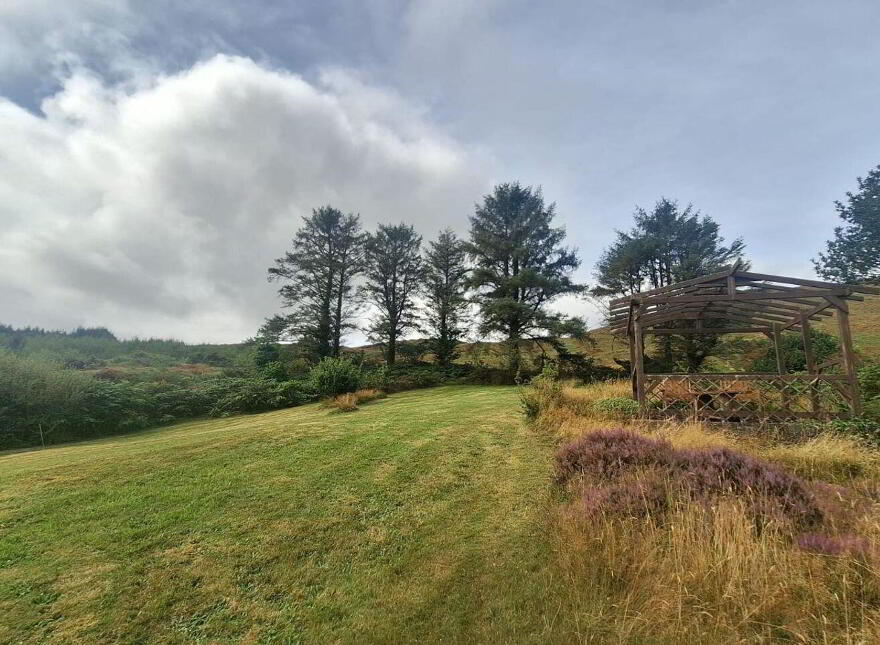 Coomfarna, Dunbeacon, Durrus, P75Y186