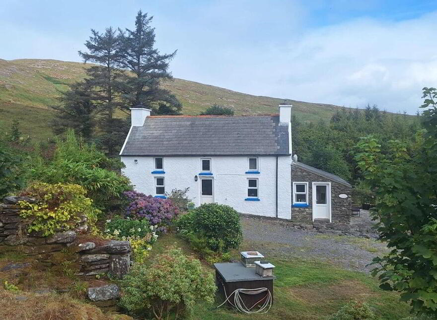 Coomfarna, Dunbeacon, Durrus, P75Y186