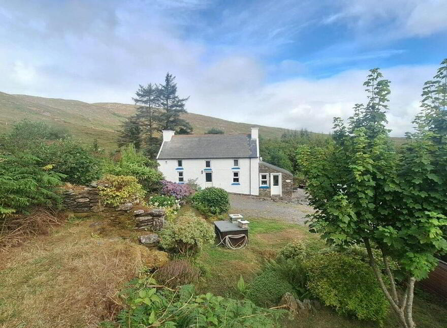 Coomfarna, Dunbeacon, Durrus, P75Y186