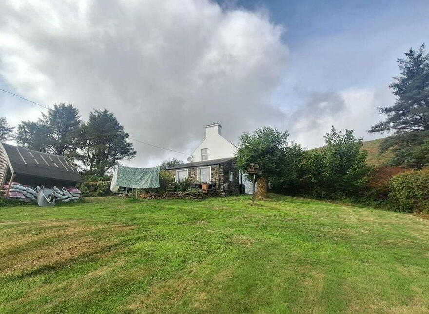 Coomfarna, Dunbeacon, Durrus, P75Y186