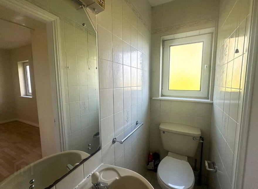 19 Glenmore, College Road, Galway City, H91X5X8