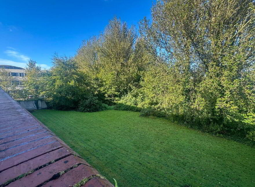 19 Glenmore, College Road, Galway City, H91X5X8