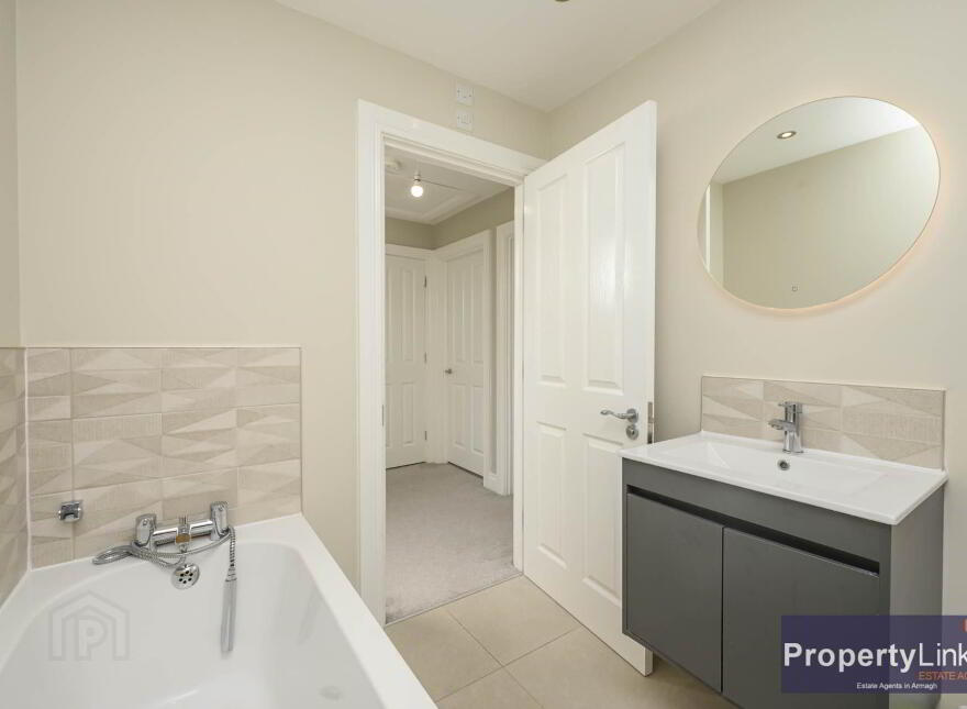 24 Drumman Meadows, Armagh, BT61 9BZ