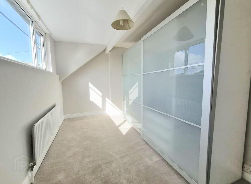 47 Hibernian Buildings, Albert Road, Ballintemple, T12KX8W