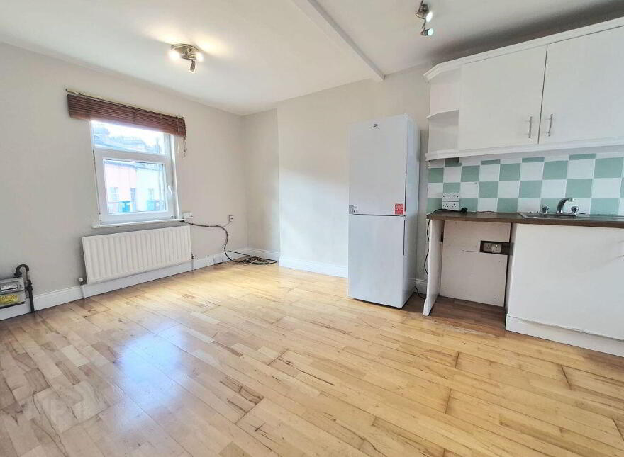 47 Hibernian Buildings, Albert Road, Ballintemple, T12KX8W