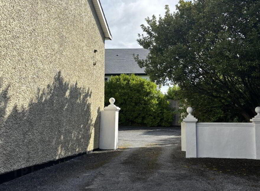 30 Glenanail Drive, Riverside, Tuam Road, H91XT6T