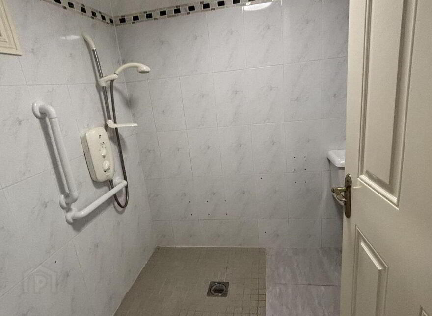 30 Glenanail Drive, Riverside, Tuam Road, H91XT6T