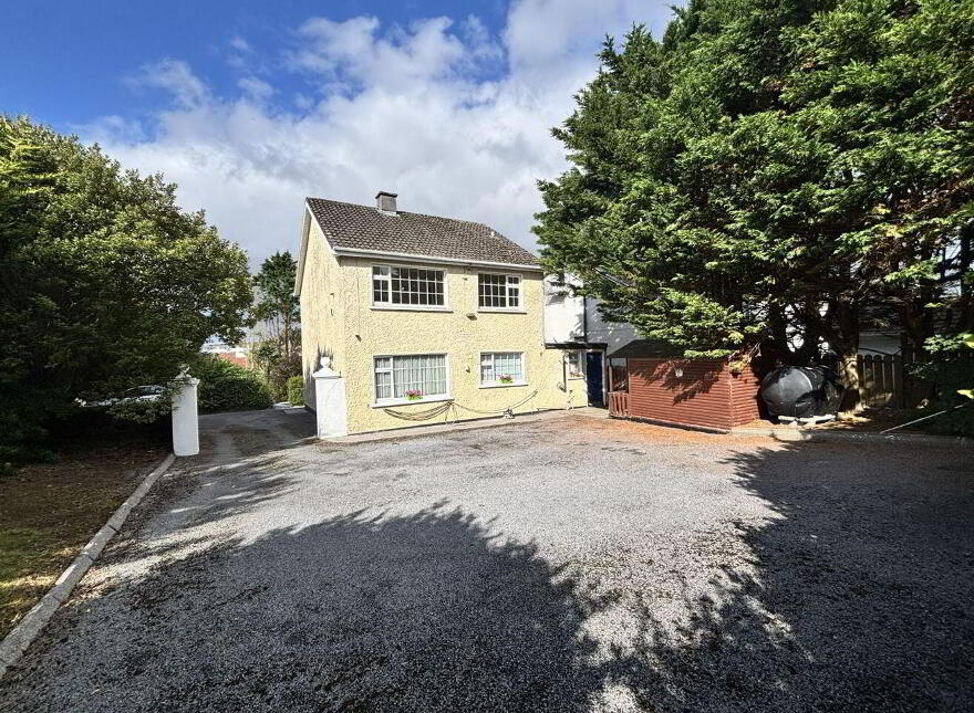30 Glenanail Drive, Riverside, Tuam Road, H91XT6T