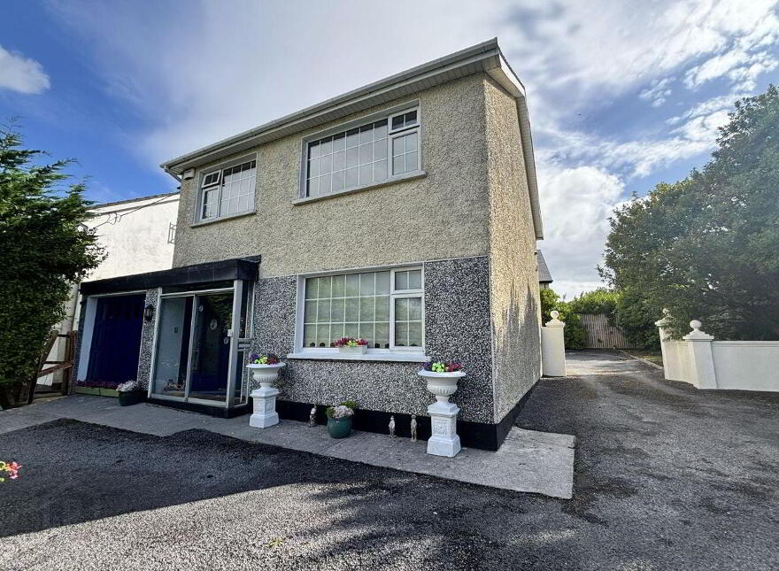 30 Glenanail Drive, Riverside, Tuam Road, H91XT6T