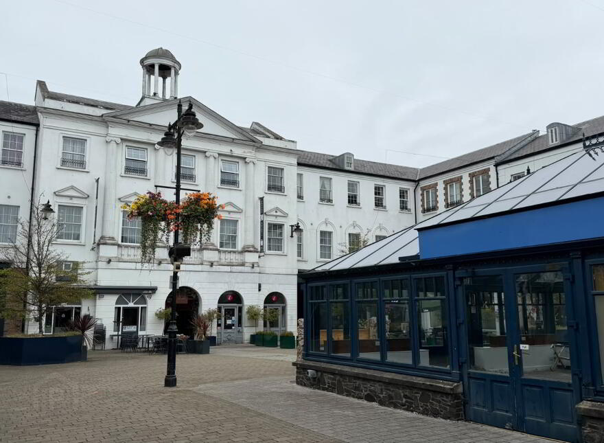 26a Lisburn Square, Lisburn, BT28 1TS