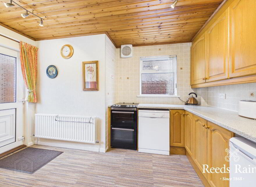 10 Loughview Drive, Belfast, BT6 0NU
