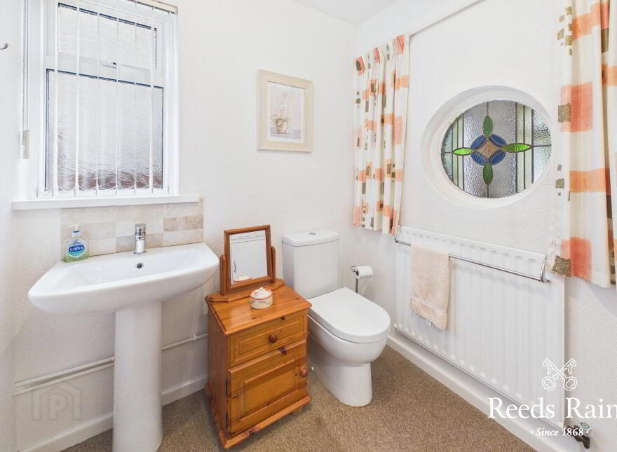 10 Loughview Drive, Belfast, BT6 0NU