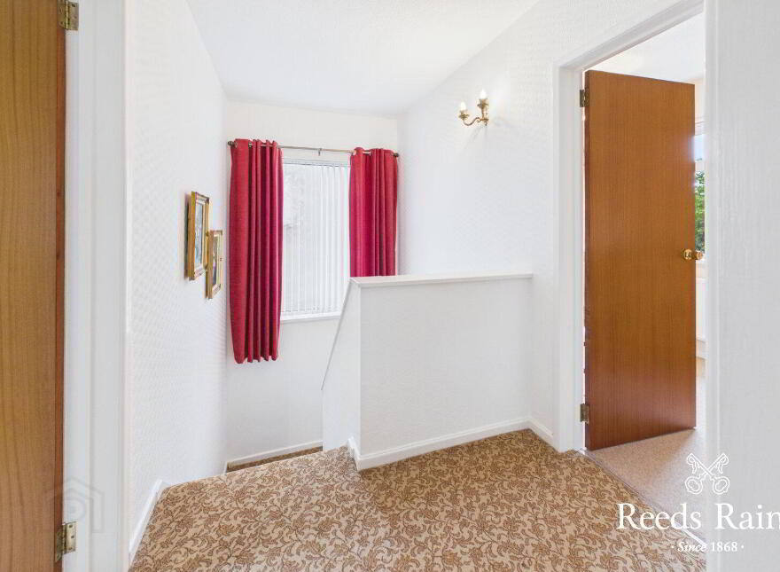 10 Loughview Drive, Belfast, BT6 0NU