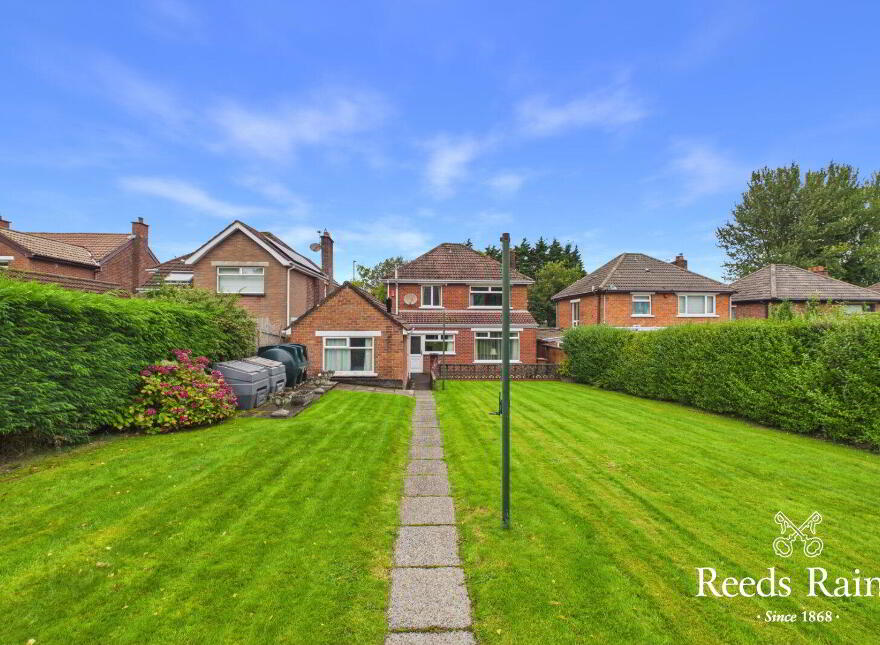 10 Loughview Drive, Belfast, BT6 0NU