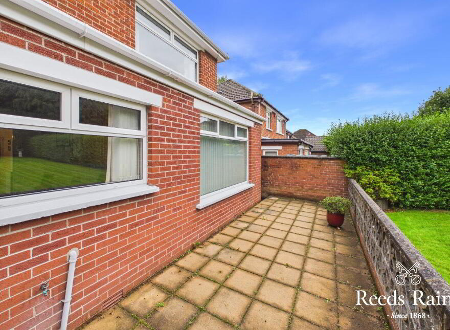 10 Loughview Drive, Belfast, BT6 0NU
