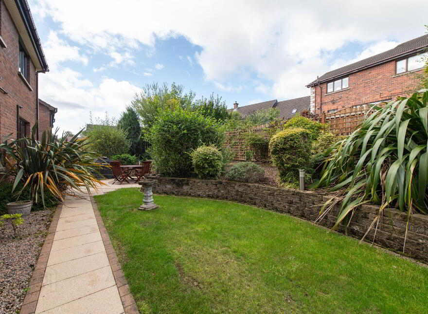24 Woodfield Glen, Newtownabbey, BT37 0ZW