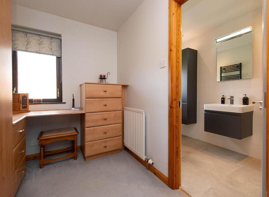 24 Woodfield Glen, Newtownabbey, BT37 0ZW
