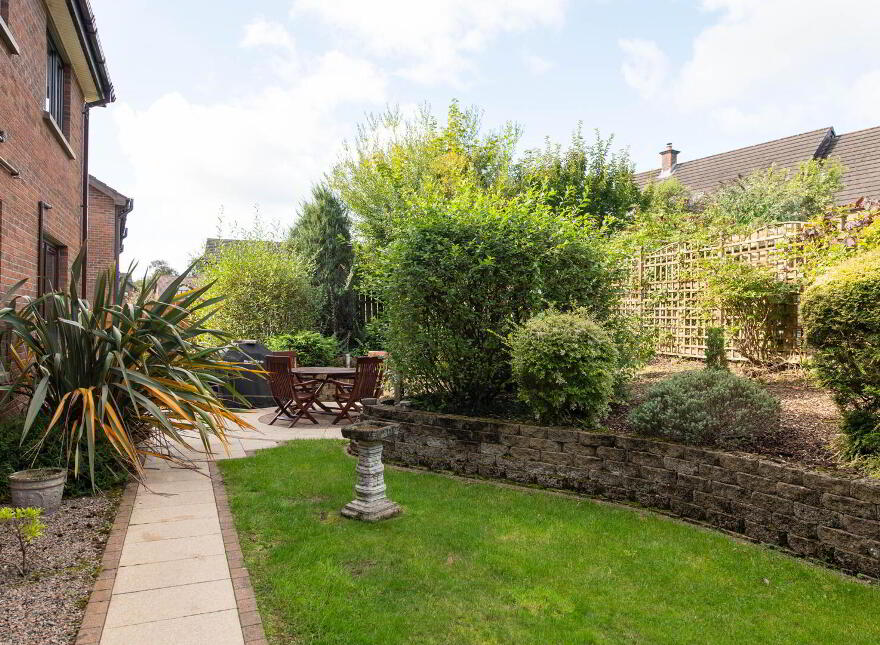 24 Woodfield Glen, Newtownabbey, BT37 0ZW