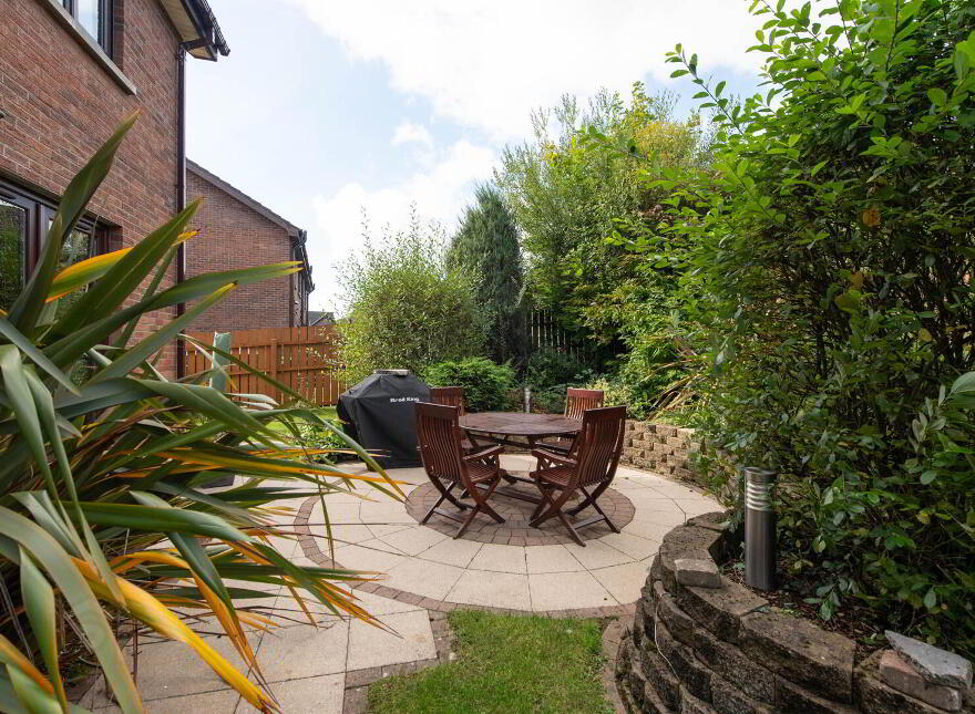 24 Woodfield Glen, Newtownabbey, BT37 0ZW