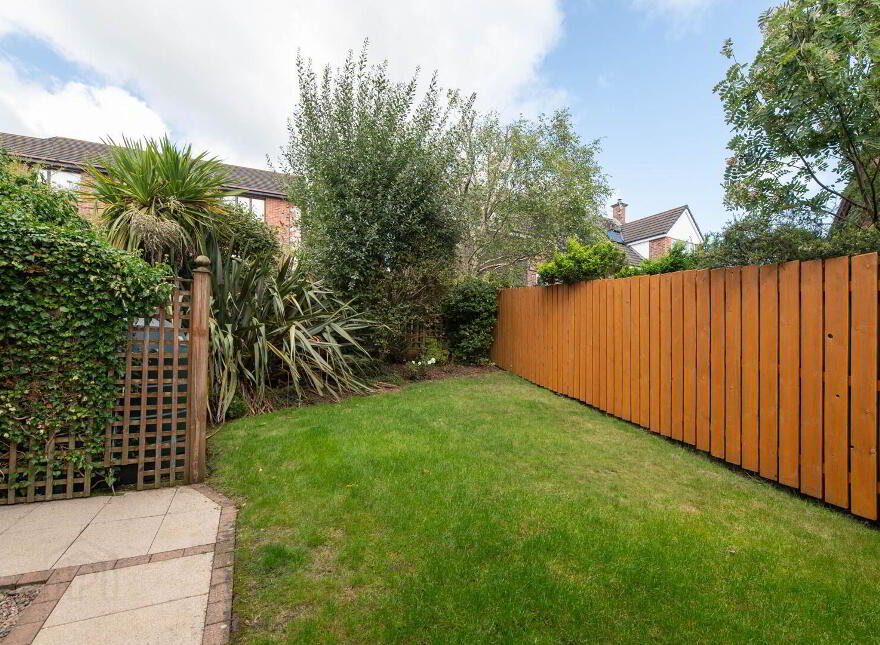 24 Woodfield Glen, Newtownabbey, BT37 0ZW