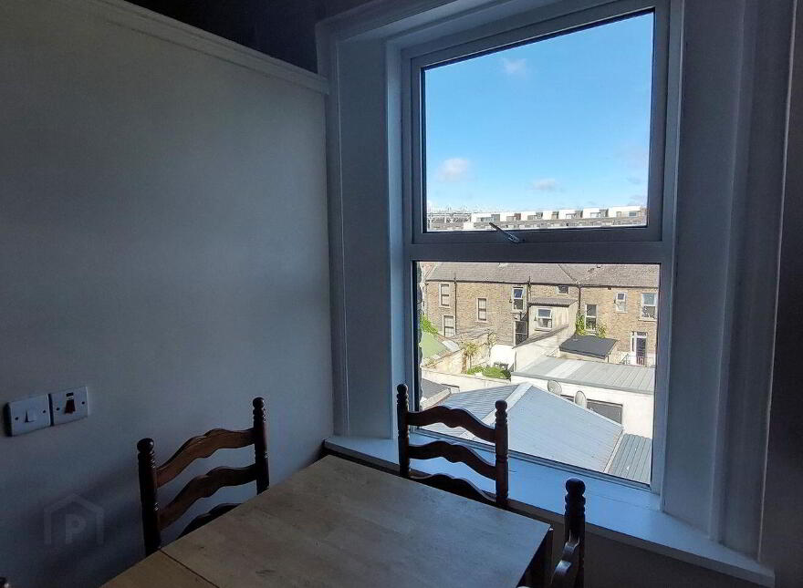 Sherrard Street Lower, Dublin 1, D01AY18
