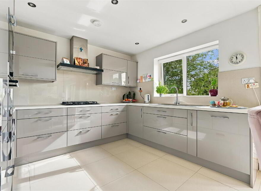 95 Cahard Road, Saintfield, BT24 8YD