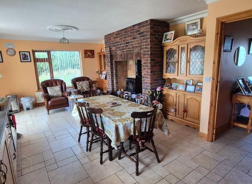 Ardfarna, Bundoran, F94FV06