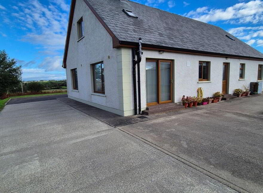 Ardfarna, Bundoran, F94FV06