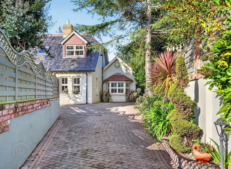 44 Shandon Drive, Bangor, BT20 5HR