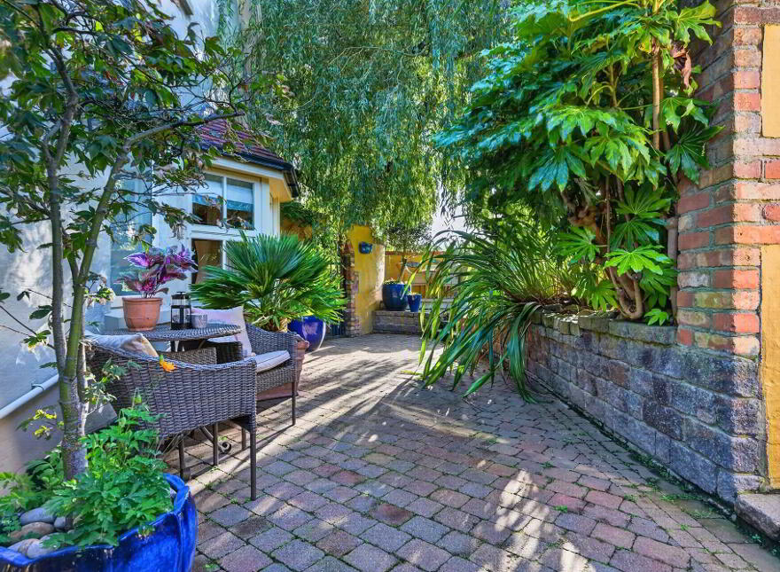 44 Shandon Drive, Bangor, BT20 5HR