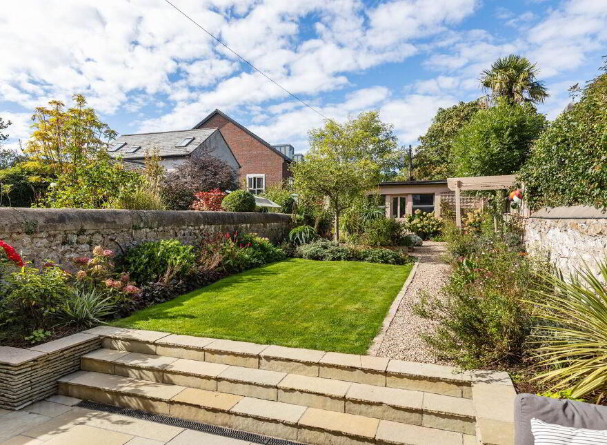 Fortrose, 23 Royal Terrace West, Dún Laoghaire, Dun Laoghaire, A96Y6P3