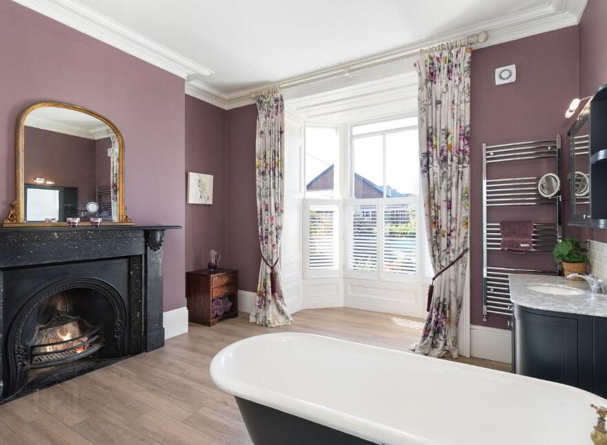 Fortrose, 23 Royal Terrace West, Dún Laoghaire, Dun Laoghaire, A96Y6P3