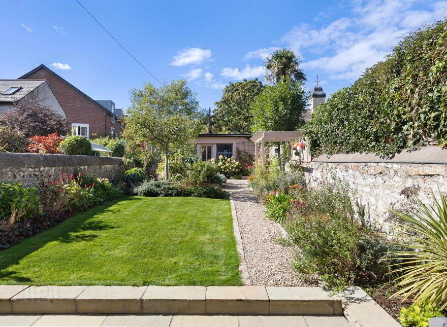 Fortrose, 23 Royal Terrace West, Dún Laoghaire, Dun Laoghaire, A96Y6P3