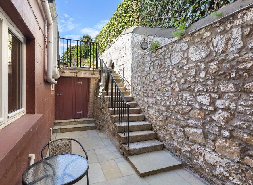 Fortrose, 23 Royal Terrace West, Dún Laoghaire, Dun Laoghaire, A96Y6P3