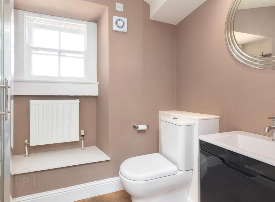 Fortrose, 23 Royal Terrace West, Dún Laoghaire, Dun Laoghaire, A96Y6P3