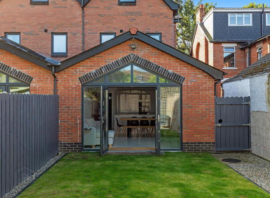 30A Belmont Park, Belfast, BT4 3DU