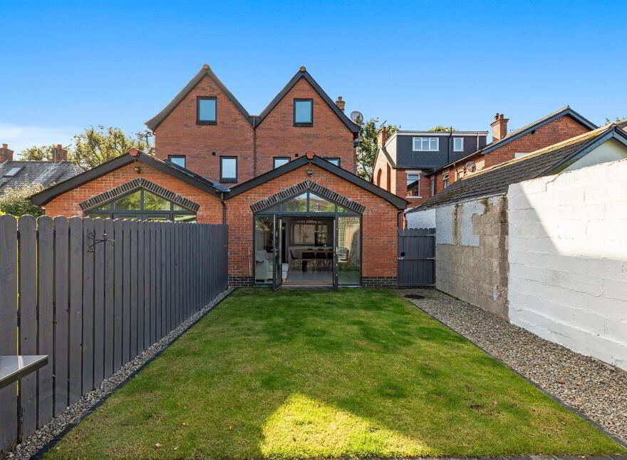 30A Belmont Park, Belfast, BT4 3DU