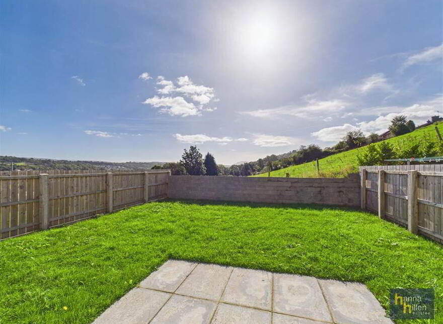 8 Dargan Close, Newry, BT35 8BJ
