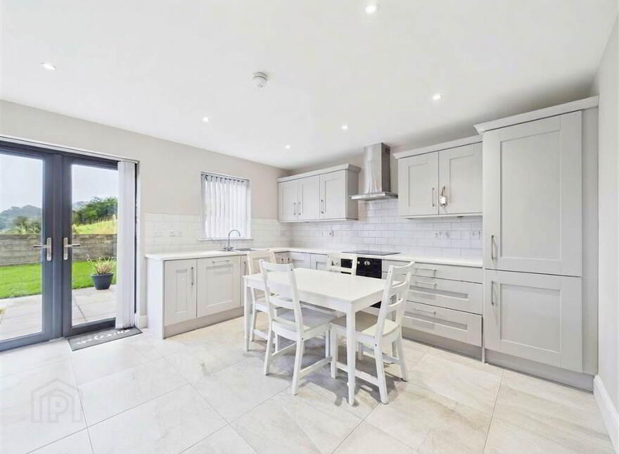 8 Dargan Close, Newry, BT35 8BJ