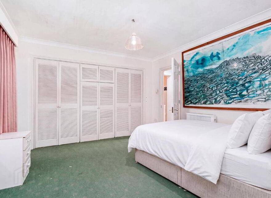 Apartment A, 19 Warrington Place, Dublin 2, D02K278