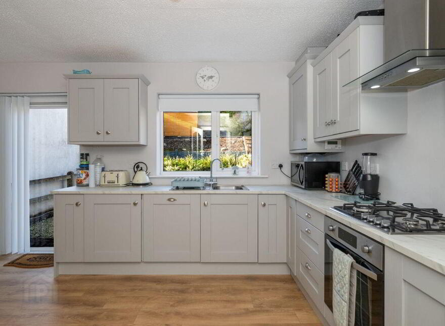 8 The Willows, Classes Lake, Ballincollig, P31RH74